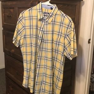 Men’s IZOD button up shirt